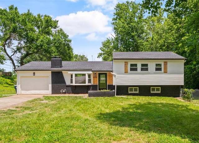 Property at 9120 E 31st St, Kansas City, MO 64129, 3 beds, 2 baths