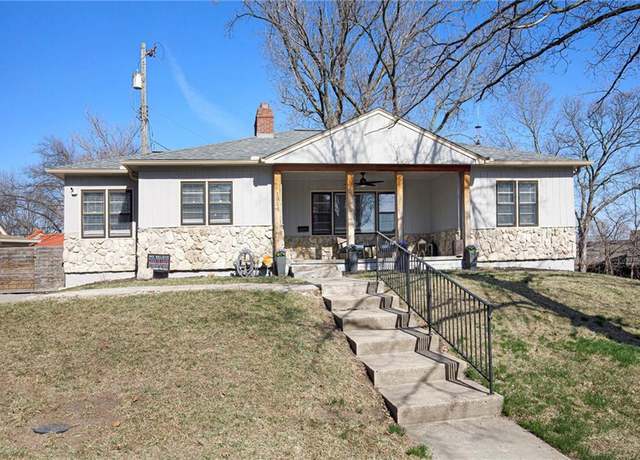 Property at 1315 N 20th St, Kansas City, KS 66102, 3 beds, 2 baths
