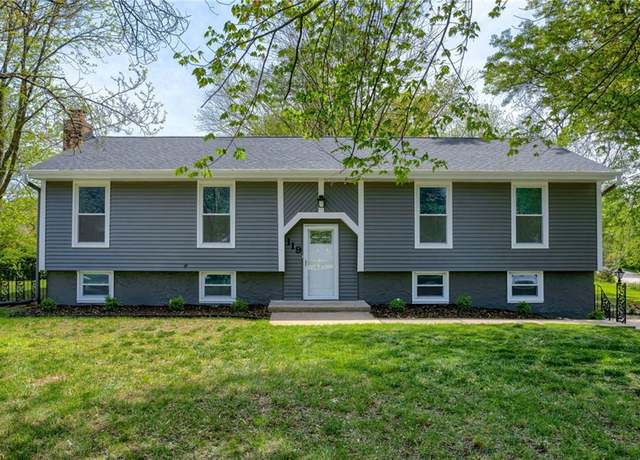 Property at 119 Nashua Rd, Liberty, MO 64068, 3 beds, 1.5 baths