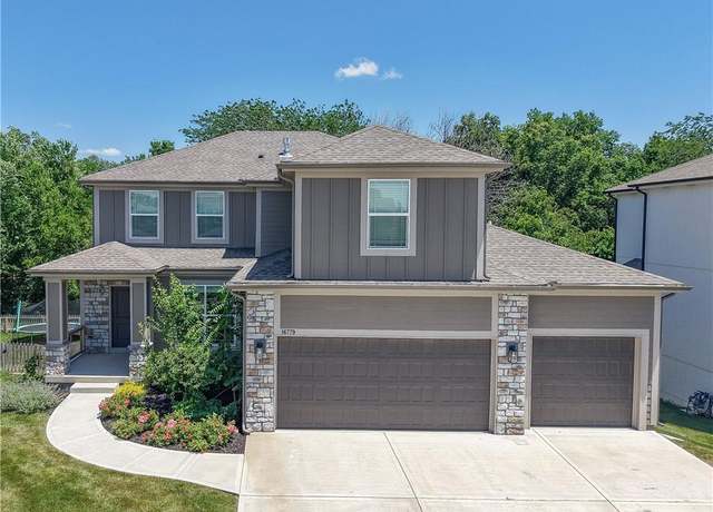 Property at 16779 S Durango St, Olathe, KS 66062, 5 beds, 4.5 baths
