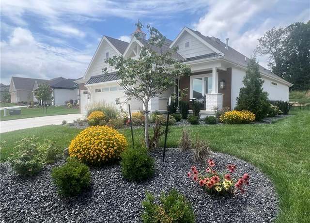 Property at 1128 Hillswick Ln, Raymore, MO 64083, 4 beds, 3 baths