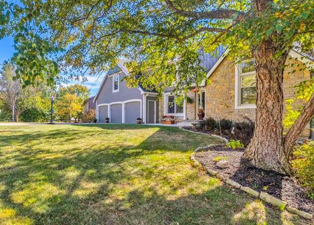 Property at 6732 Clairborne Rd, Shawnee, KS 66217, 4 beds, 3.5 baths