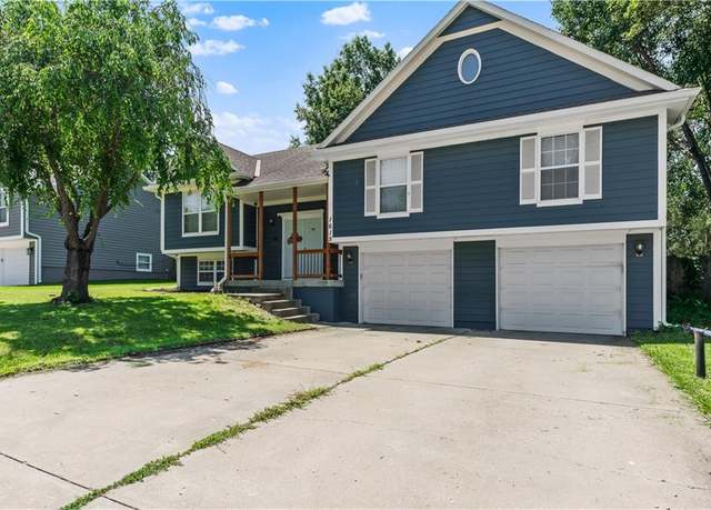 Property at 1615 SE Silkwood Ln, Lee's Summit, MO 64063, 5 beds, 2.5 baths