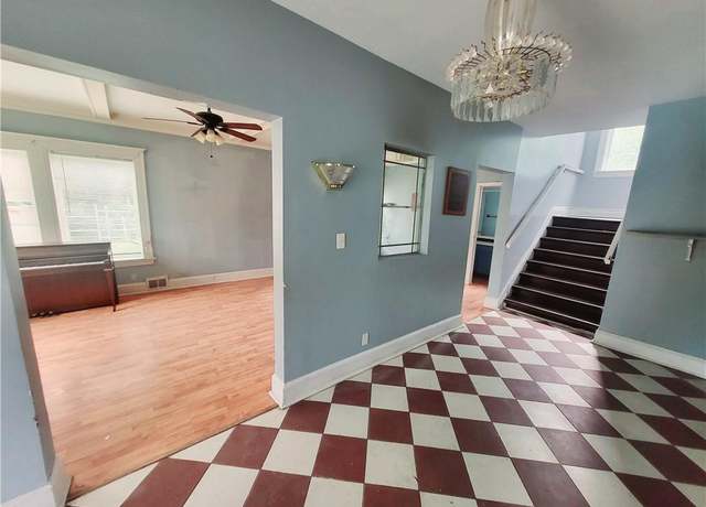 Property at 3518 Paseo Blvd, Kansas City, MO 64109, 4 beds, 2.5 baths