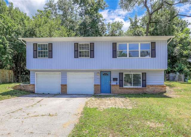 Property at 6233 Washington Ave, Kansas City, KS 66102, 3 beds, 2.5 baths