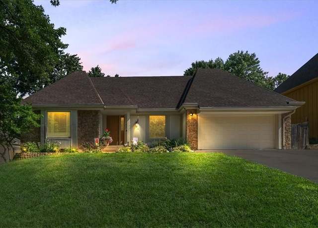 Property at 11820 W 100th Ter, Overland Park, KS 66214, 4 beds, 3.5 baths