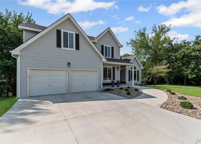 Property at 12023 NW Country Club Ct, Kansas City, MO 64152, 4 beds, 2.5 baths