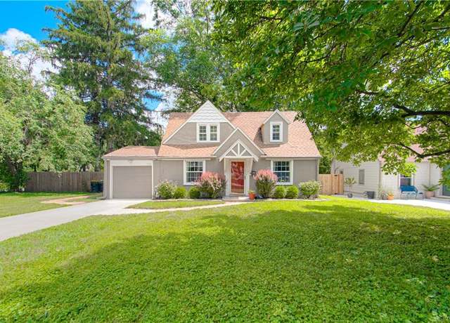 Property at 7701 Walnut St, Kansas City, MO 64114, 3 beds, 1.5 baths