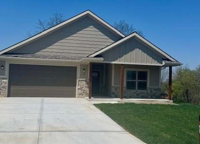 Property at 1112 Old Time Dr, Excelsior Springs, MO 64024, 3 beds, 2 baths