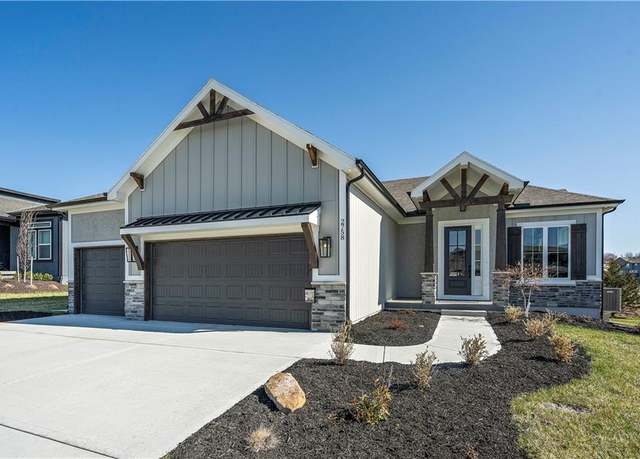 Property at 2758 SW 12th St, Lee's Summit, MO 64081, 3 beds, 3 baths