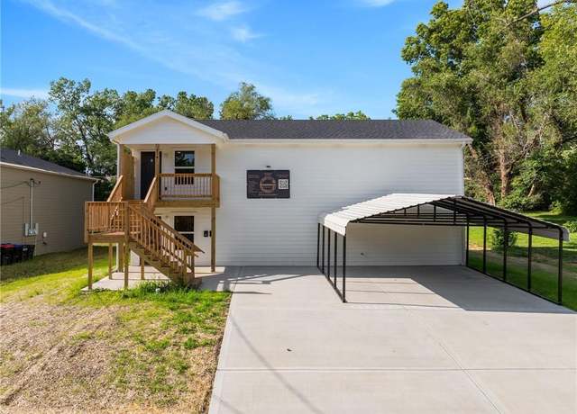 Property at 719 E Culton St, Warrensburg, MO 64093, 6 beds