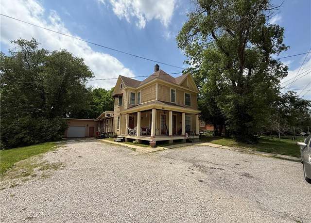 Property at 513 S Business Highway 13 Hwy, Lexington, MO 64067, 3 beds, 2 baths