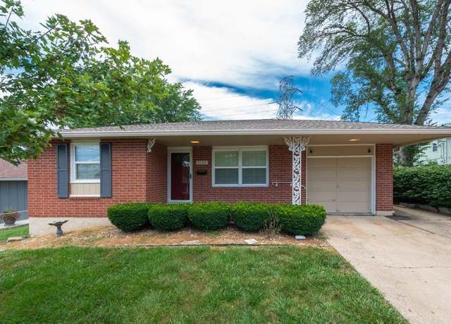 Property at 2108 Shearer Rd, Kansas City, KS 66106, 2 beds, 2 baths