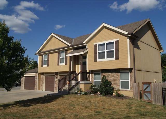 Property at 706 Terry Dr, Pleasant Hill, MO 64080, 3 beds, 2.5 baths