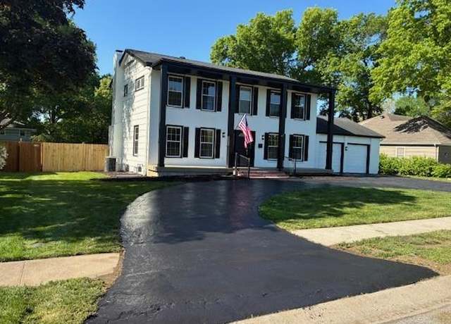 Photo of home in Overland Park, KS