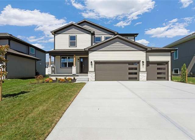 Property at 13408 W 178th St, Overland Park, KS 66013, 4 beds, 3.5 baths
