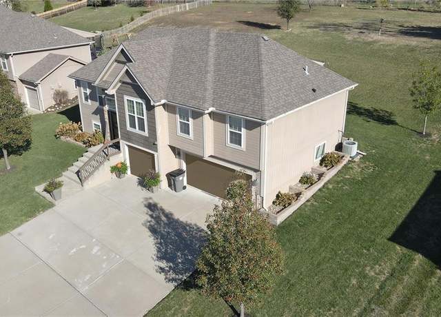 Property at 13425 Bedford Falls N/A, Platte City, MO 64079, 4 beds, 3 baths