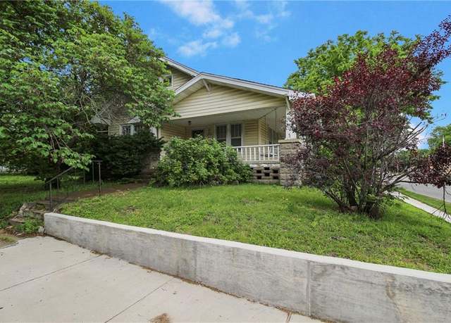 Property at 1601 Stevens Ave, Parsons, KS 67357, 2 beds, 2 baths