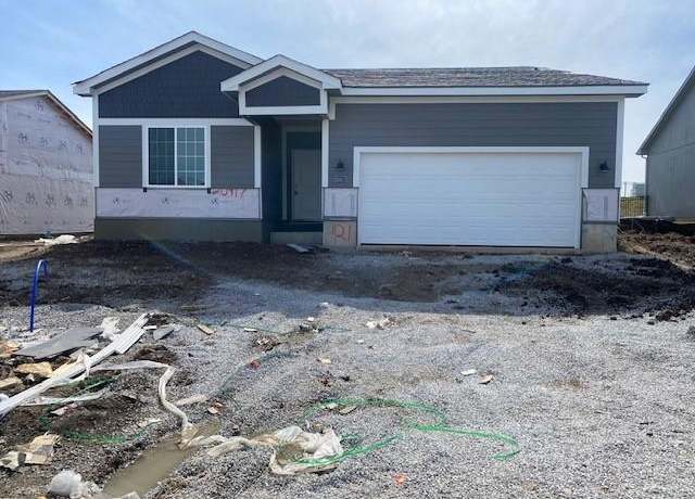 Property at 20917 W 190th Pl, Spring Hill, KS 66083, 3 beds, 2 baths