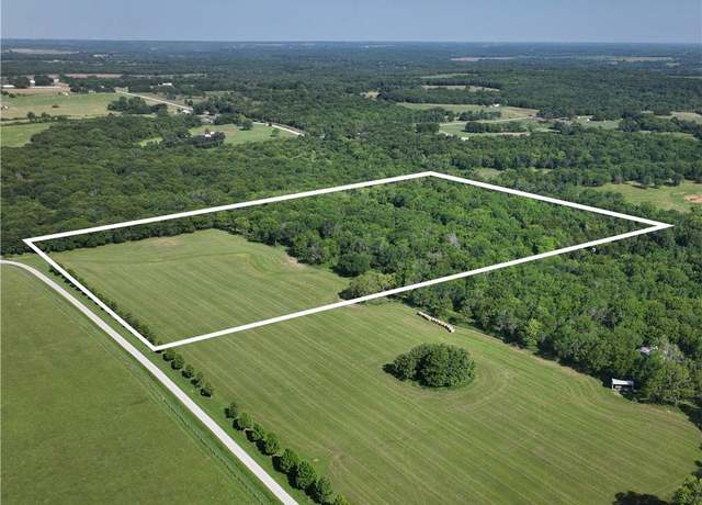 Property at 10500 E 329th St, Drexel, MO 64742