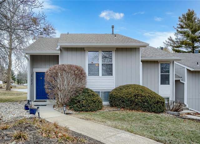 Property at 5735 N Oregon Ave, Kansas City, MO 64151, 3 beds, 1.5 baths