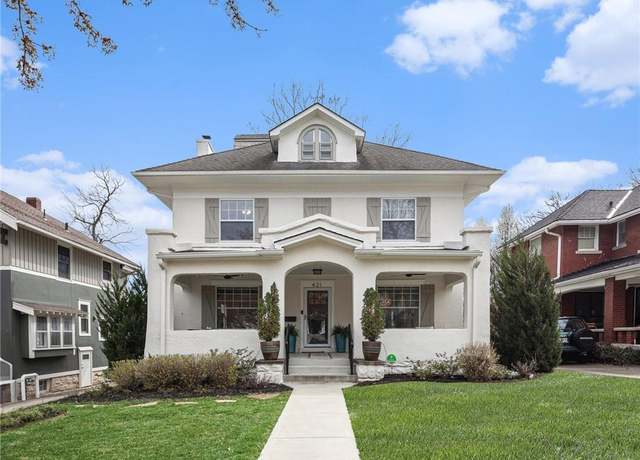 Property at 421 W 59th Ter, Kansas City, MO 64113, 3 beds, 2.5 baths