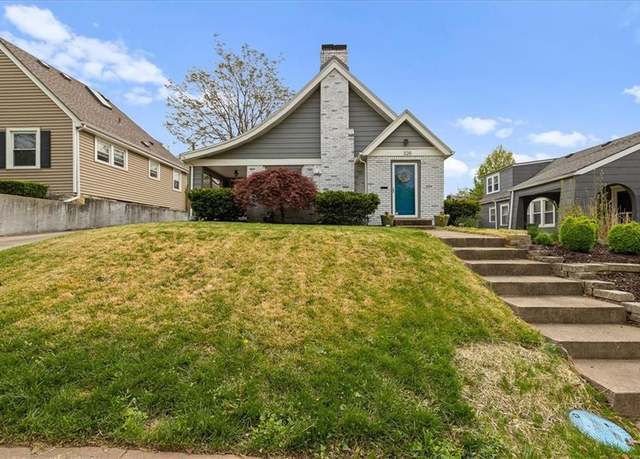 Property at 325 E 69th Ter, Kansas City, MO 64113, 3 beds, 2 baths