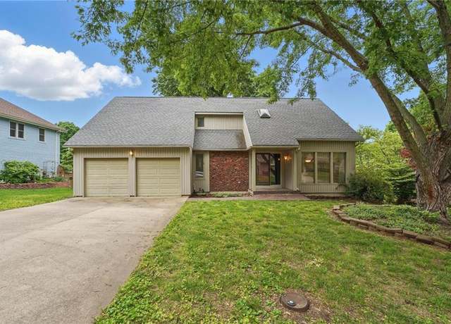 Property at 10503 W 50th Ter, Shawnee, KS 66203, 4 beds, 2.5 baths