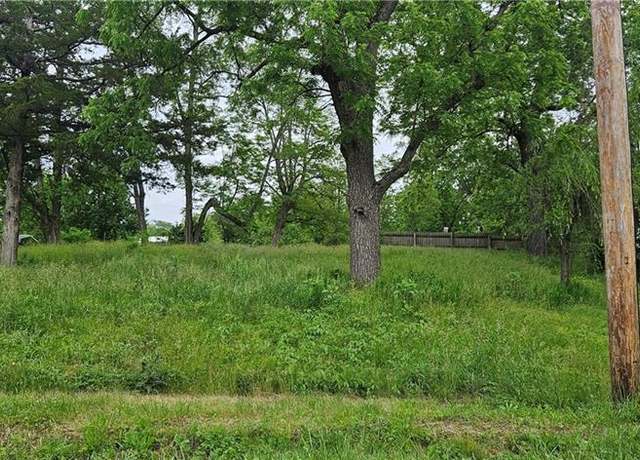 Property at 411 N Main St, Plattsburg, MO 64477