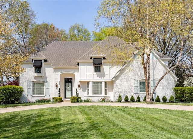 Property at 12705 Mohawk Cir, Leawood, KS 66209, 4 beds, 3.5 baths
