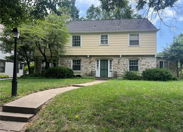 Property at 615 W 67th Ter, Kansas City, MO 64113, 3 beds, 3.5 baths