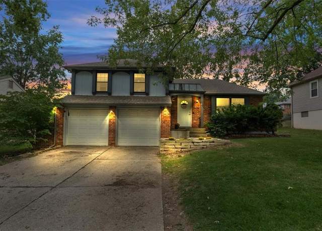 Property at 3004 NW Bristol Ct, Blue Springs, MO 64015, 3 beds, 1.5 baths
