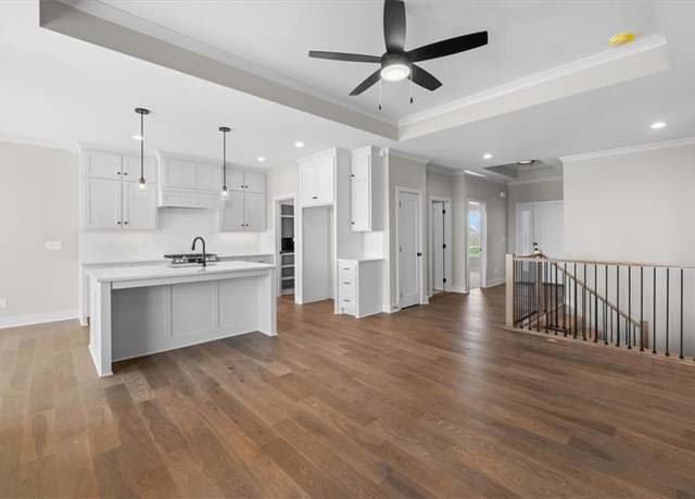 Property at 25031 W 94th Ter, Lenexa, KS 66227, 4 beds, 3 baths