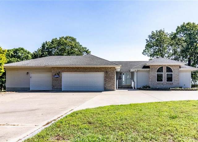 Property at 30828 Nomad Dr, Warsaw, MO 65355, 4 beds, 3 baths