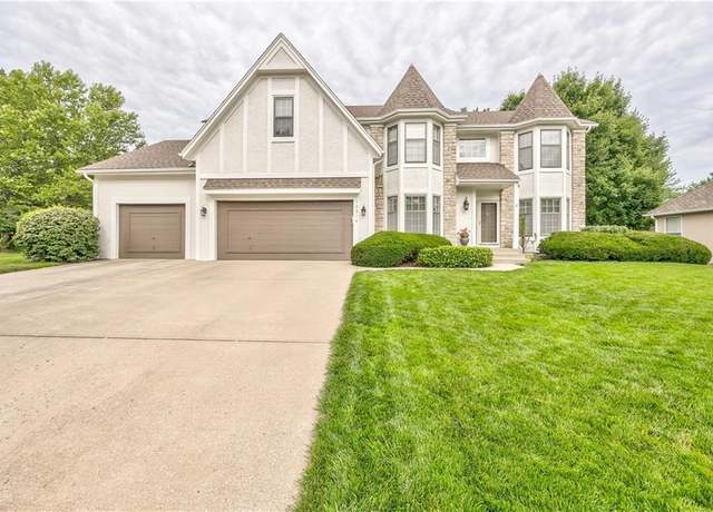 Property at 12914 Goddard Ave, Overland Park, KS 66213, 4 beds, 4.5 baths