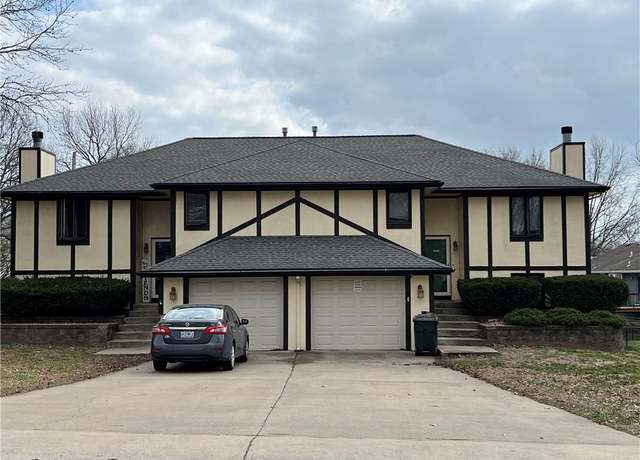 Property at 2811 Spring Garden St, Leavenworth, KS 66048, 6 beds, 5 baths
