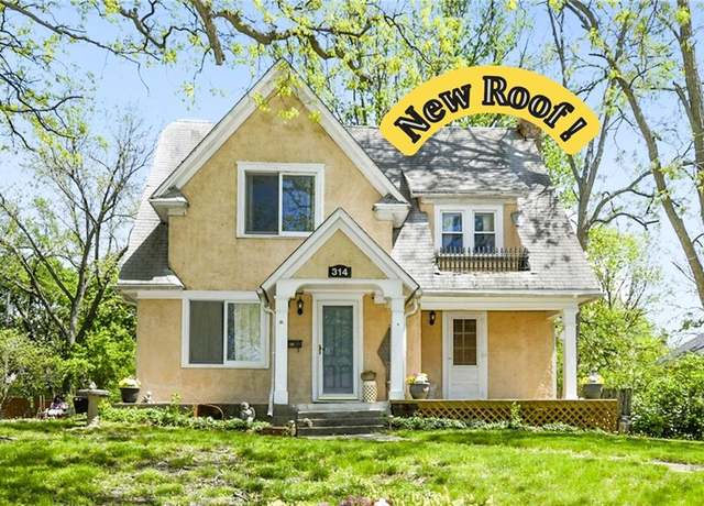Property at 314 N Lake St, Pleasant Hill, MO 64080, 4 beds, 2 baths