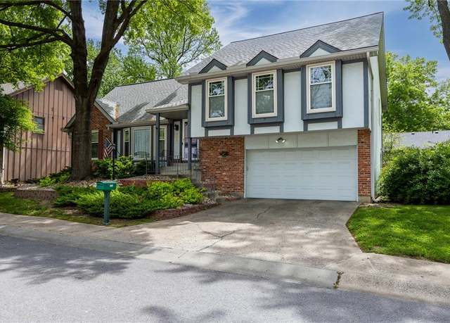 Property at 5805 NE Buttonwood Tree Ln, Kansas City, MO 64119, 4 beds, 2.5 baths