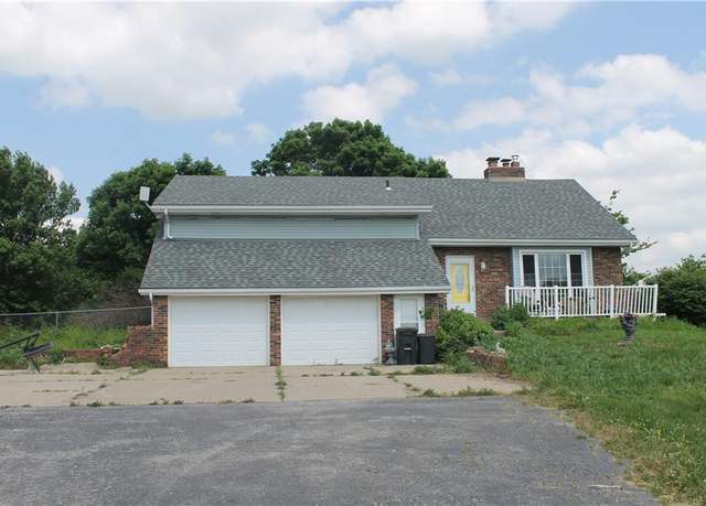 Property at 25770 Tonganoxie Dr, Leavenworth, KS 66048, 4 beds, 3 baths