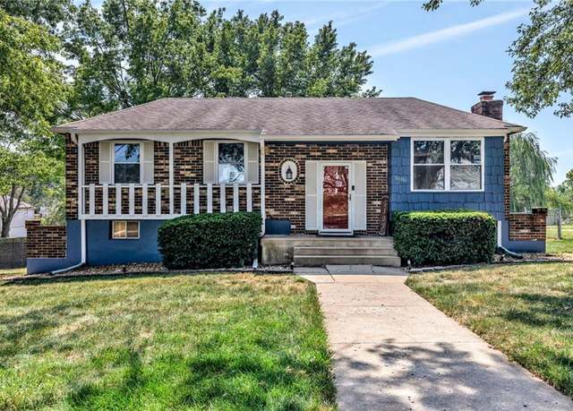 Property at 5100 NW Downing St, Blue Springs, MO 64015, 3 beds, 2 baths