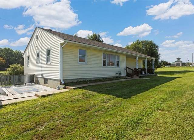 Property at 820 S Main St, Lansing, KS 66043, 4 beds, 1 bath