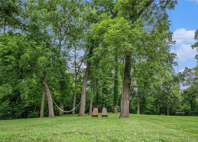 Property at 2309 N 77th St, Kansas City, KS 66109, 5 beds, 3.5 baths