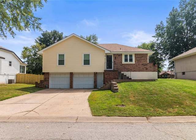 Property at 19215 E 13th St, Independence, MO 64056, 3 beds, 2 baths