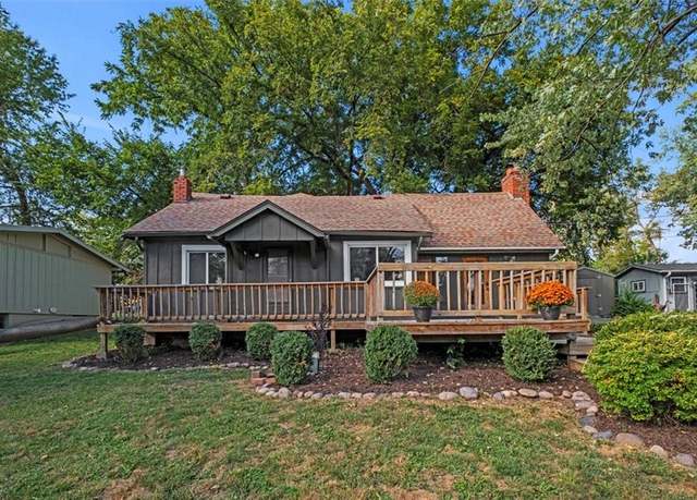 Property at 70 Dockside Dr, Lake Tapawingo, MO 64015, 3 beds, 2 baths