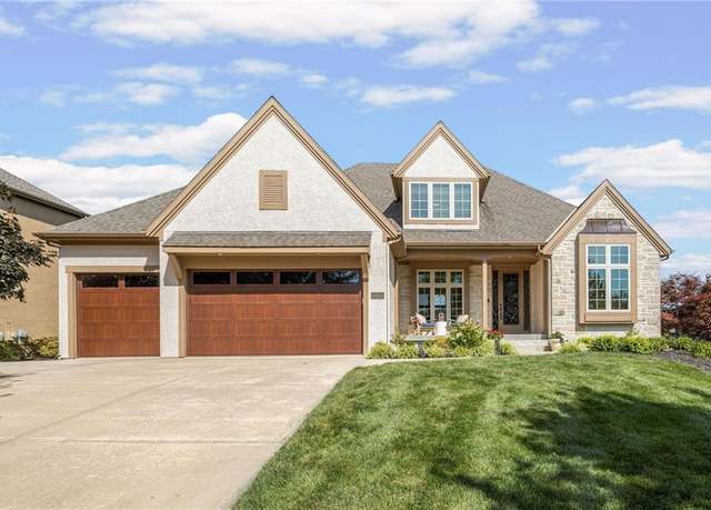 Property at 10654 W 168 Ct, Overland Park, KS 66221, 5 beds, 5.5 baths