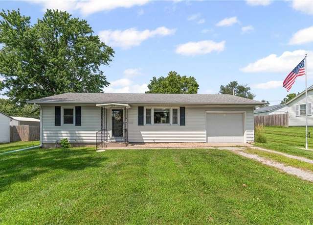 Property at 709 E Prospect St, Cameron, MO 64429, 2 beds, 1 bath