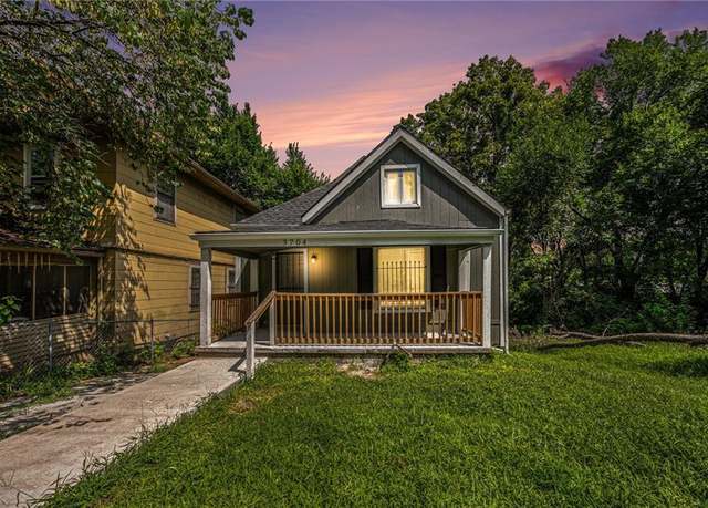 Property at 3704 E 26th St, Kansas City, MO 64127, 3 beds, 3 baths