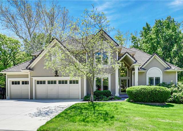 Property at 14611 W 50 St, Shawnee, KS 66216, 5 beds, 4.5 baths