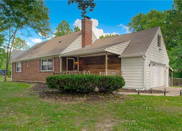 Property at 5144 NE Marvin Rd, Kansas City, MO 64118, 3 beds, 2 baths