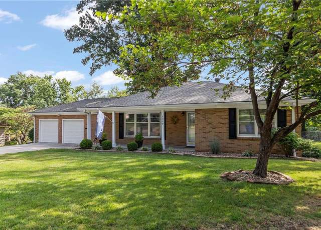 Property at 8509 Floyd St, Overland Park, KS 66212, 2 beds, 2 baths